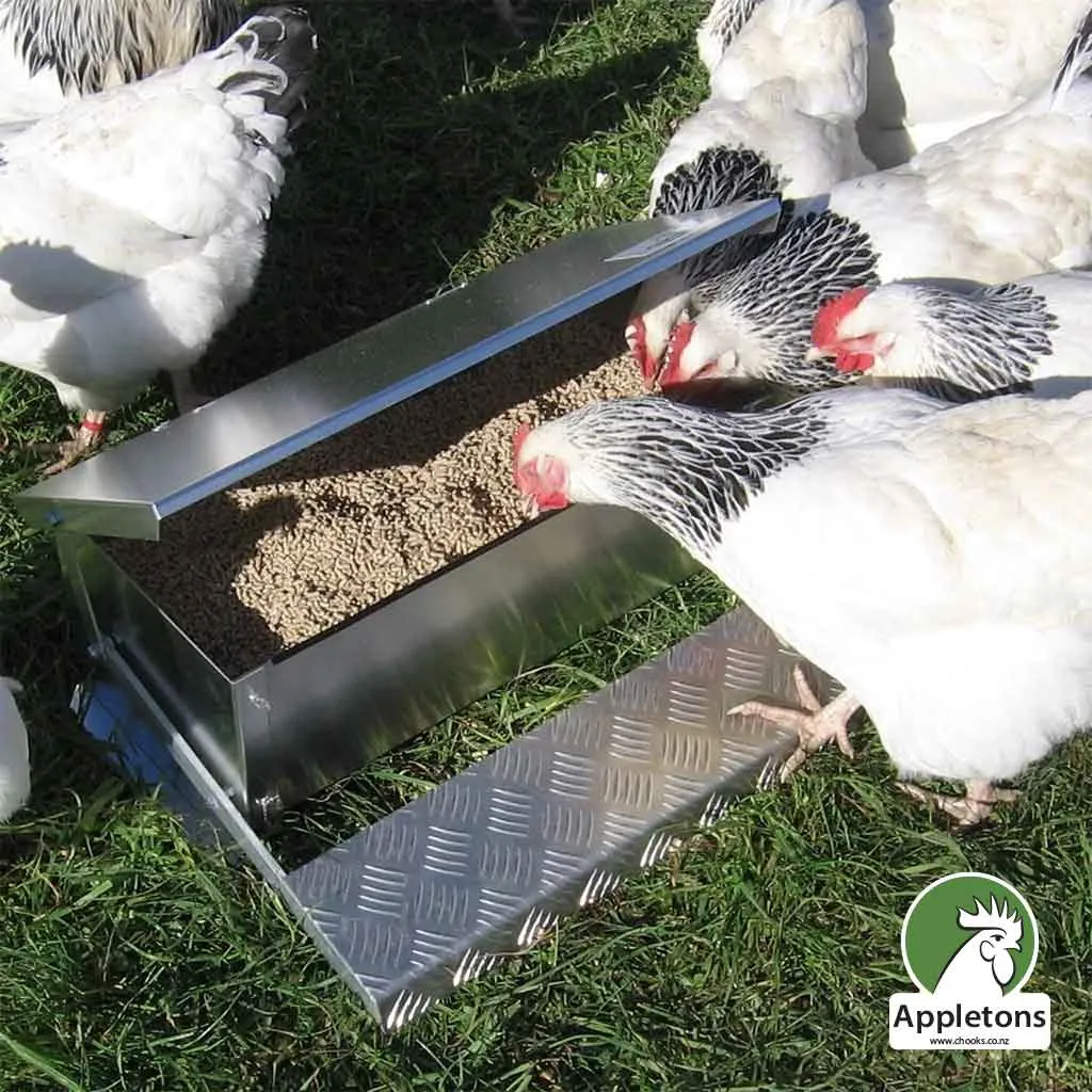 Large Step On Feeder 12kg | Appletons